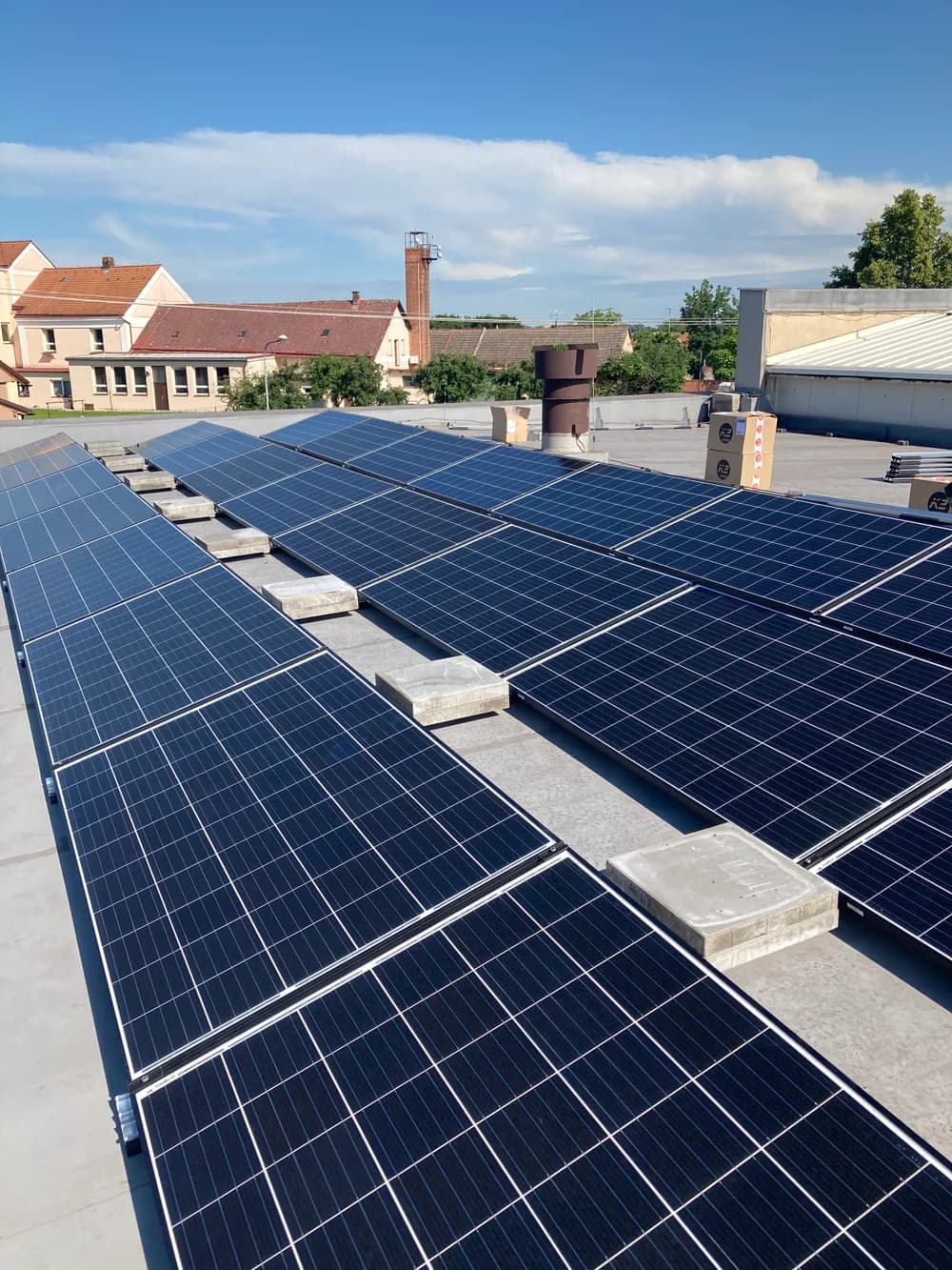Installation of a 132.4 kWp rooftop photovoltaic plant