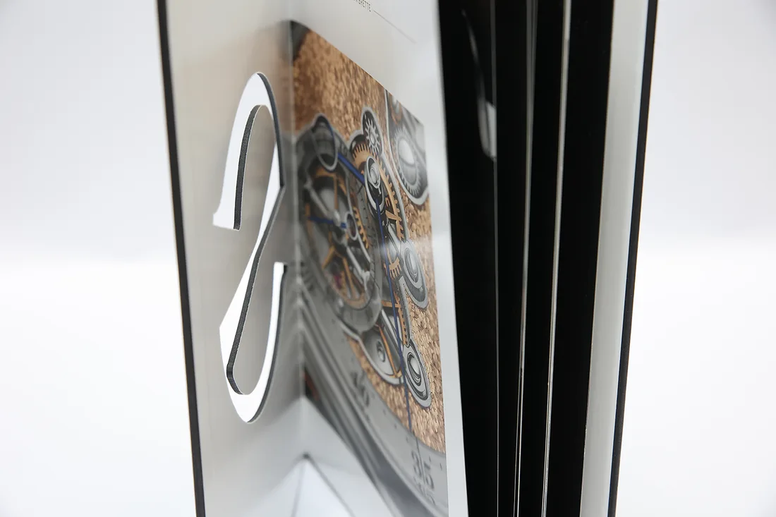 3D EFFECTS IN BOOKS